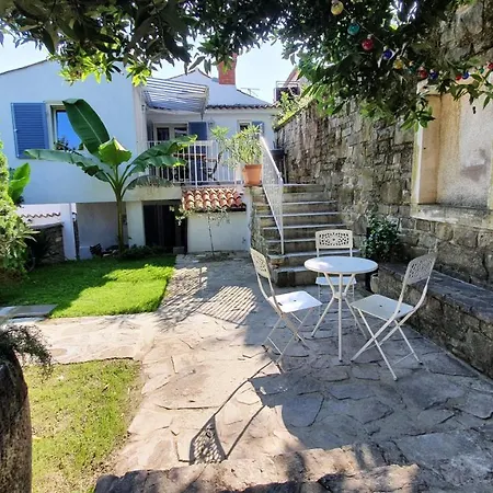 Secret Garden Of Apartma *