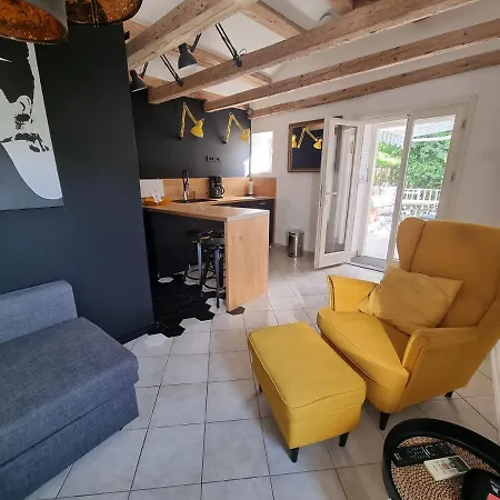 Secret Garden Of Apartamento Piran