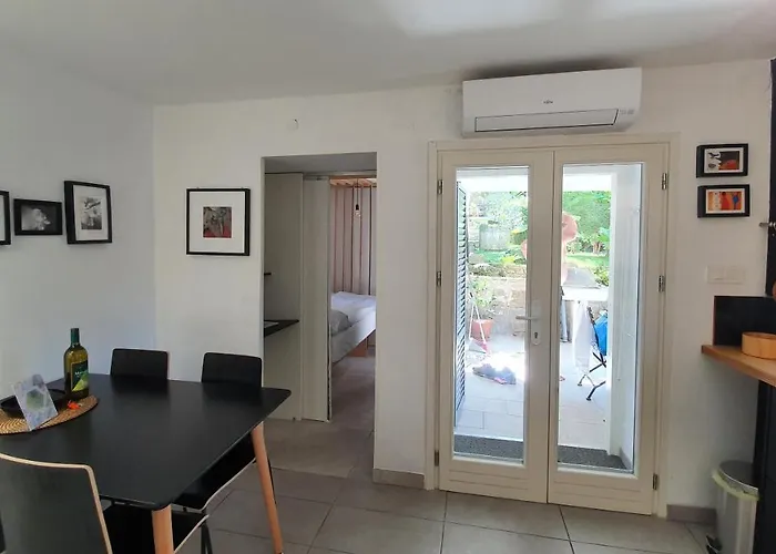 Secret Garden Of Piran